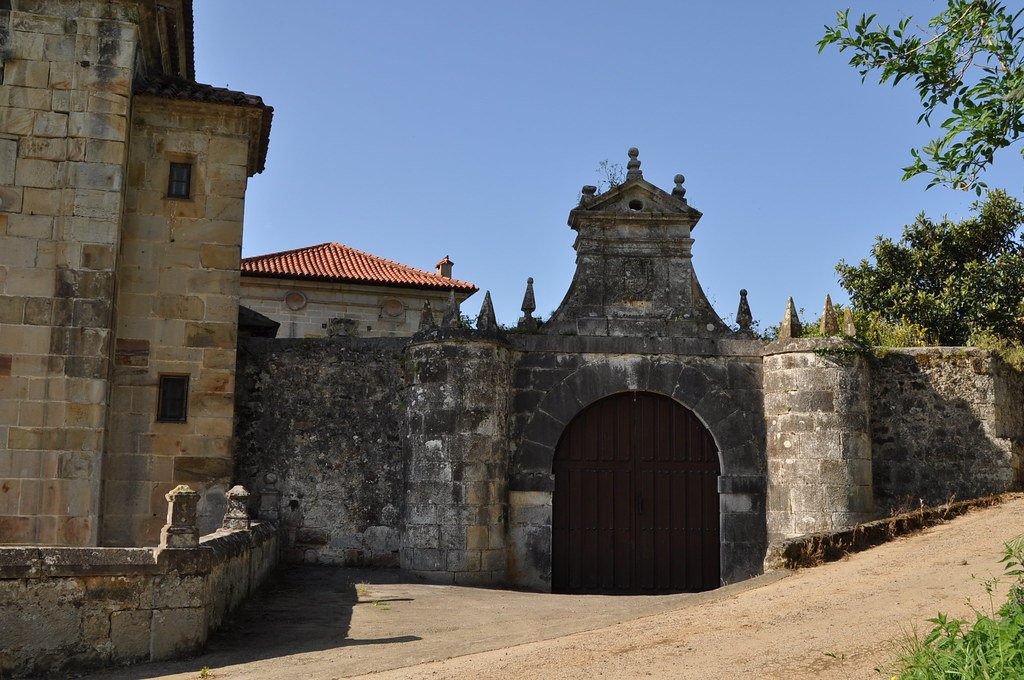 Qué lugares puedo visitar en Colindres